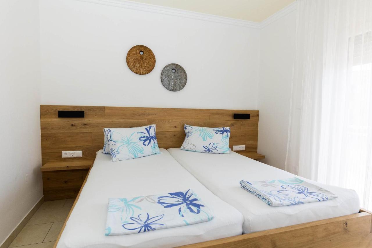 Apartmani Dea Crikvenica Exteriör bild