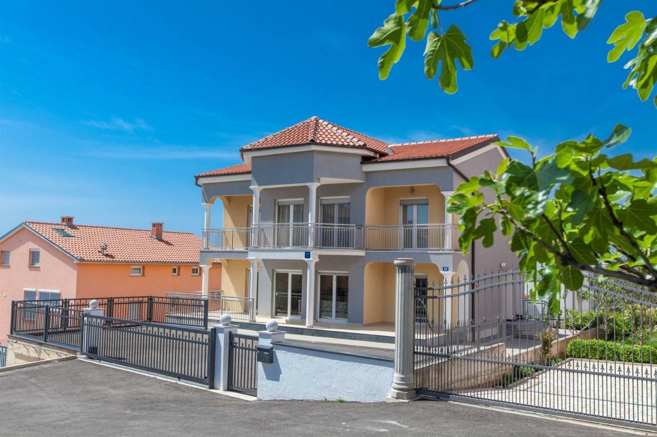 Apartmani Dea Crikvenica Exteriör bild