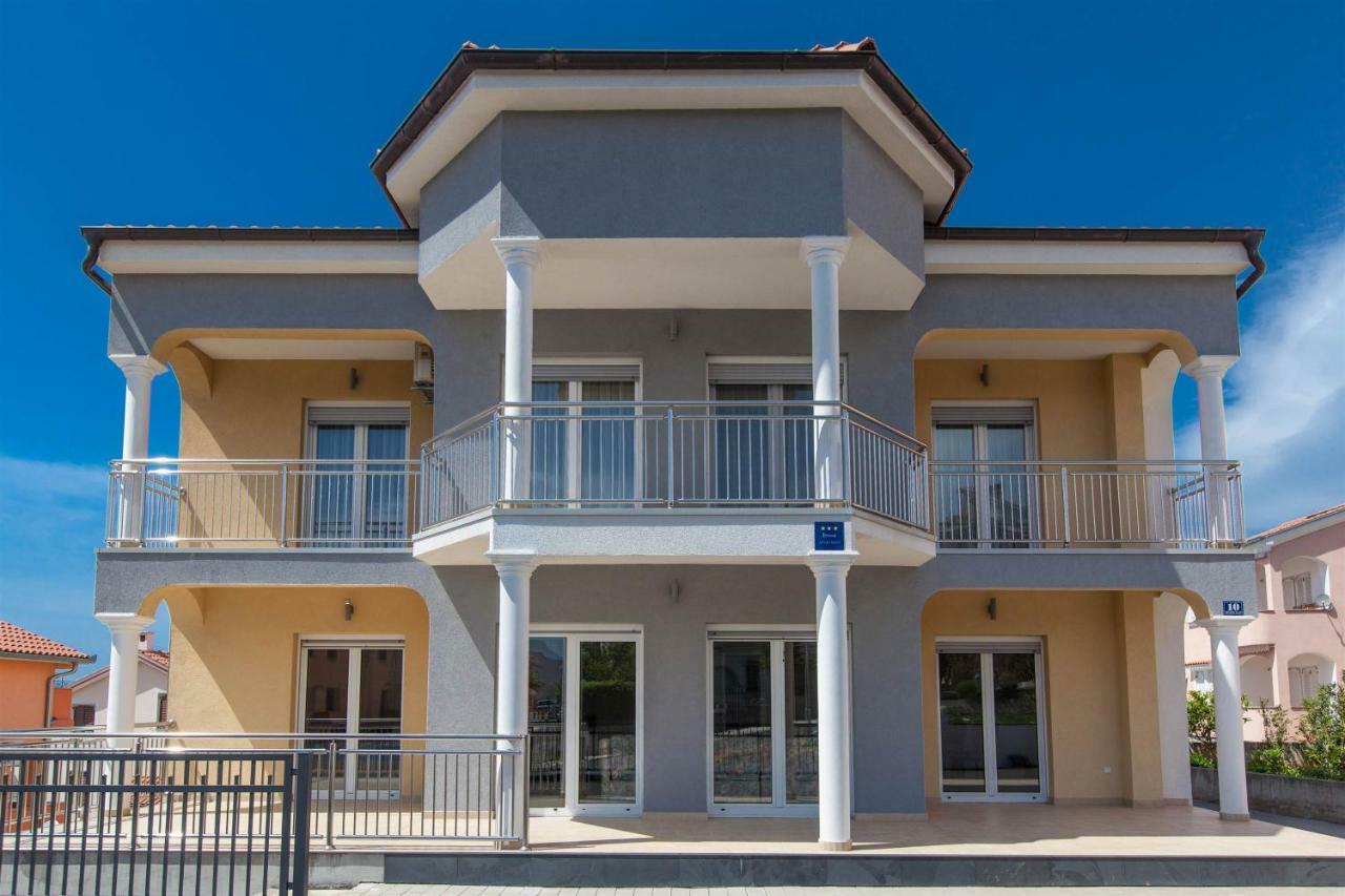 Apartmani Dea Crikvenica Exteriör bild