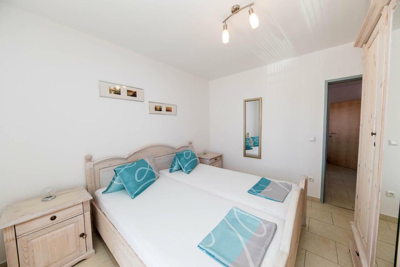 Apartmani Dea Crikvenica Exteriör bild