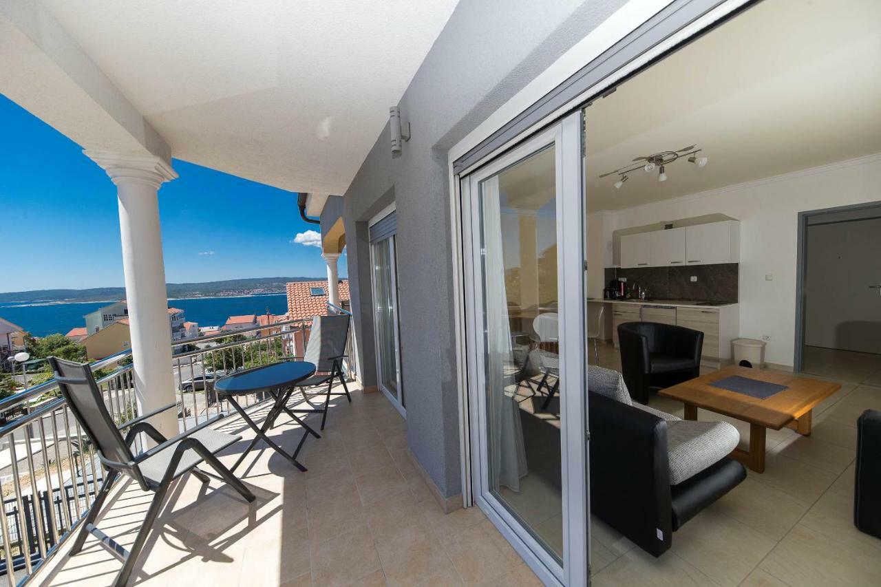 Apartmani Dea Crikvenica Exteriör bild