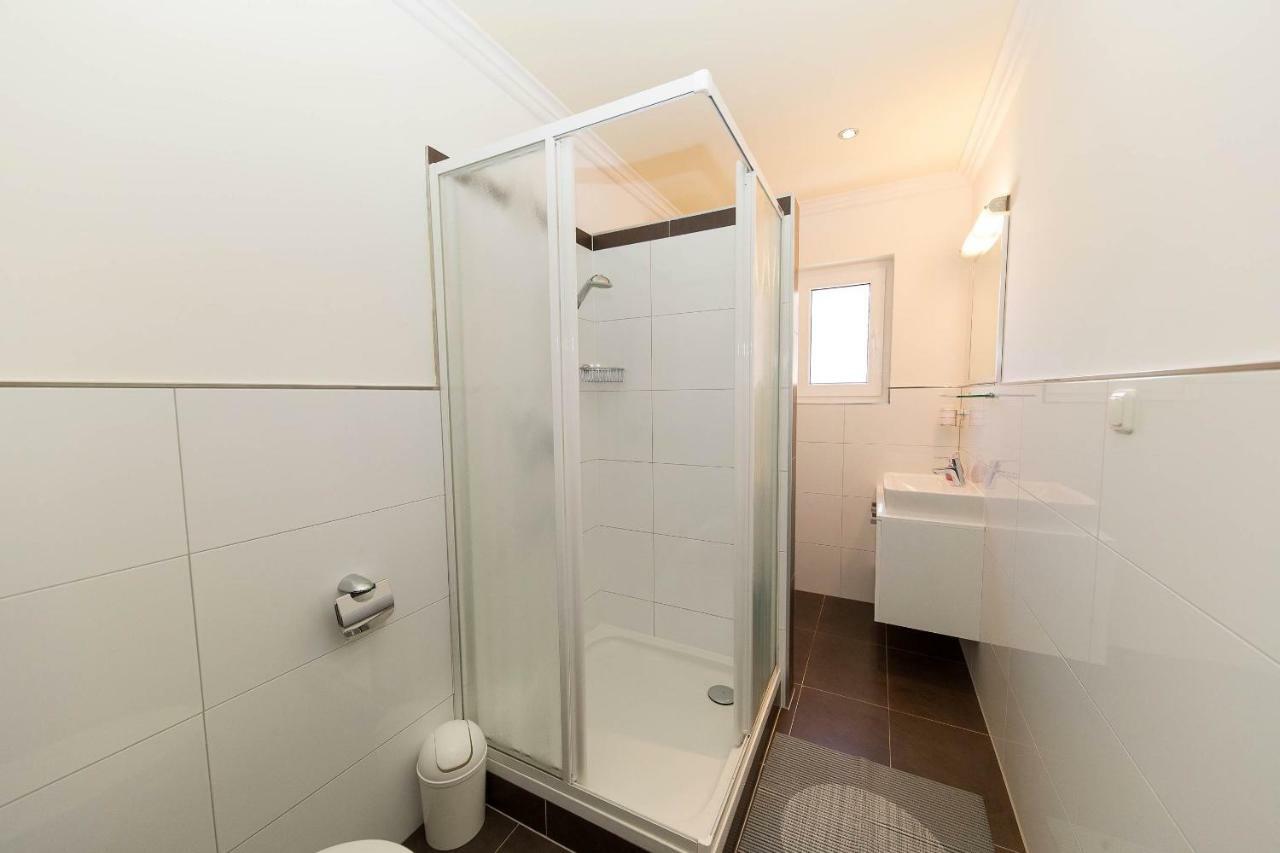 Apartmani Dea Crikvenica Exteriör bild